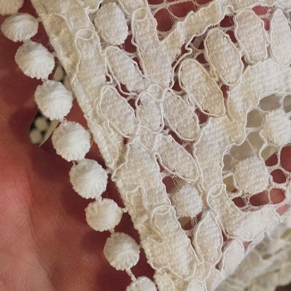 Top shop cream colored crop top side zip size US 6 - Picture 7 of 9